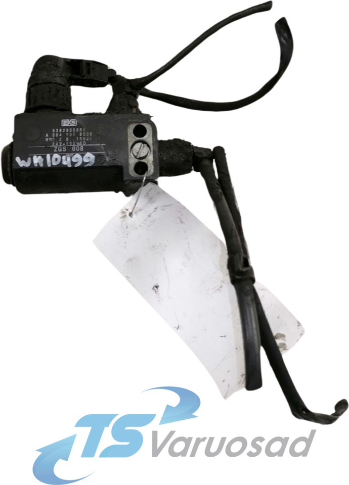 Mercedes-Benz Solenoid valve A0049978536 - Тормозной клапан для Грузовиков: фото 1 Mercedes-Benz Solenoid valve A0049978536 - Тормозной клапан для Грузовиков: фото 1
