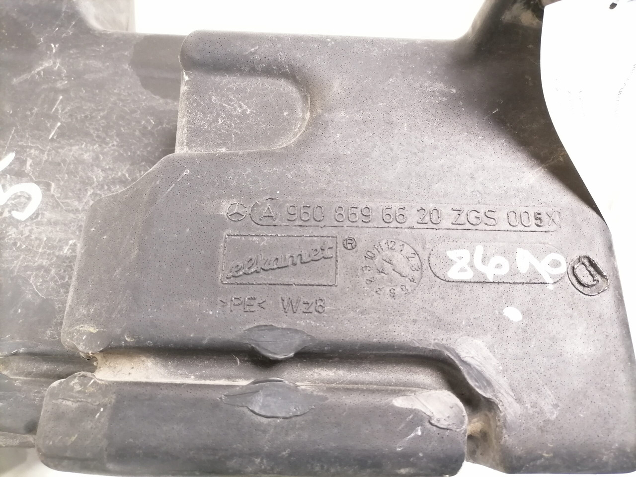 Mercedes-Benz Windscreen washer fluid tank A9608696620 - Щетка стеклоочистителя для Грузовиков: фото 3 Mercedes-Benz Windscreen washer fluid tank A9608696620 - Щетка стеклоочистителя для Грузовиков: фото 3