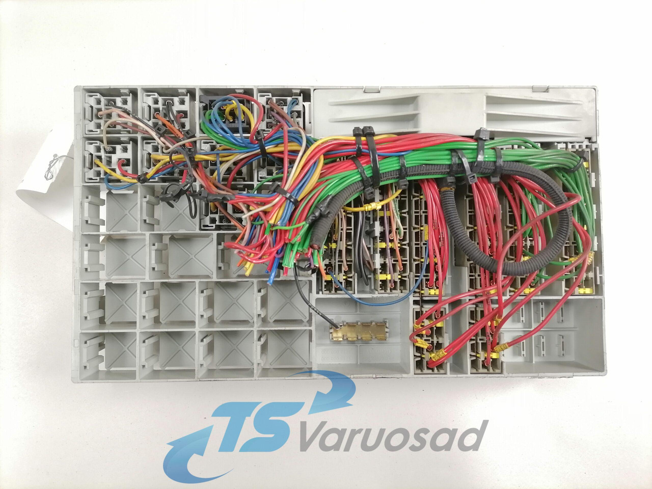 Scania Central electric unit 1775796 - Предохранитель для Грузовиков: фото 2 Scania Central electric unit 1775796 - Предохранитель для Грузовиков: фото 2