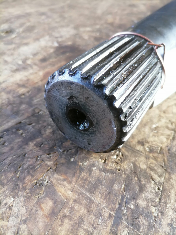 Scania Drive shaft 1761195 - Приводный вал для Грузовиков: фото 4 Scania Drive shaft 1761195 - Приводный вал для Грузовиков: фото 4