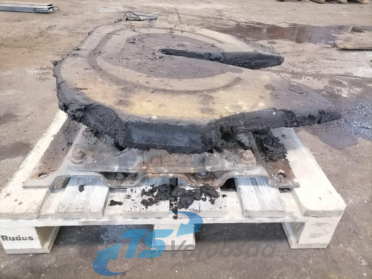 Scania Fifht wheel 1353631 - Седло для Грузовиков: фото 2 Scania Fifht wheel 1353631 - Седло для Грузовиков: фото 2