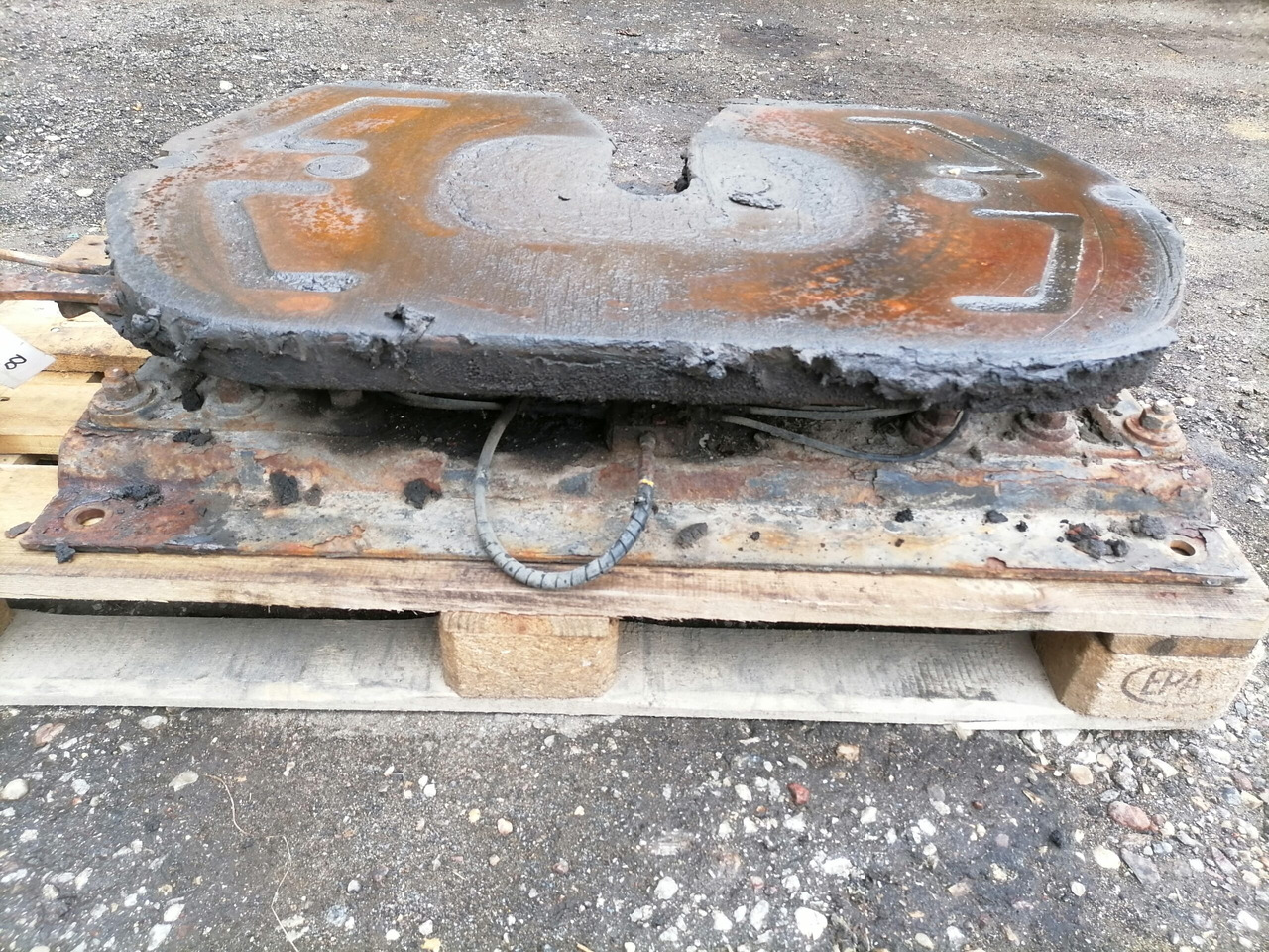 Scania Fifht wheel 1433906 - Седло для Грузовиков: фото 4 Scania Fifht wheel 1433906 - Седло для Грузовиков: фото 4