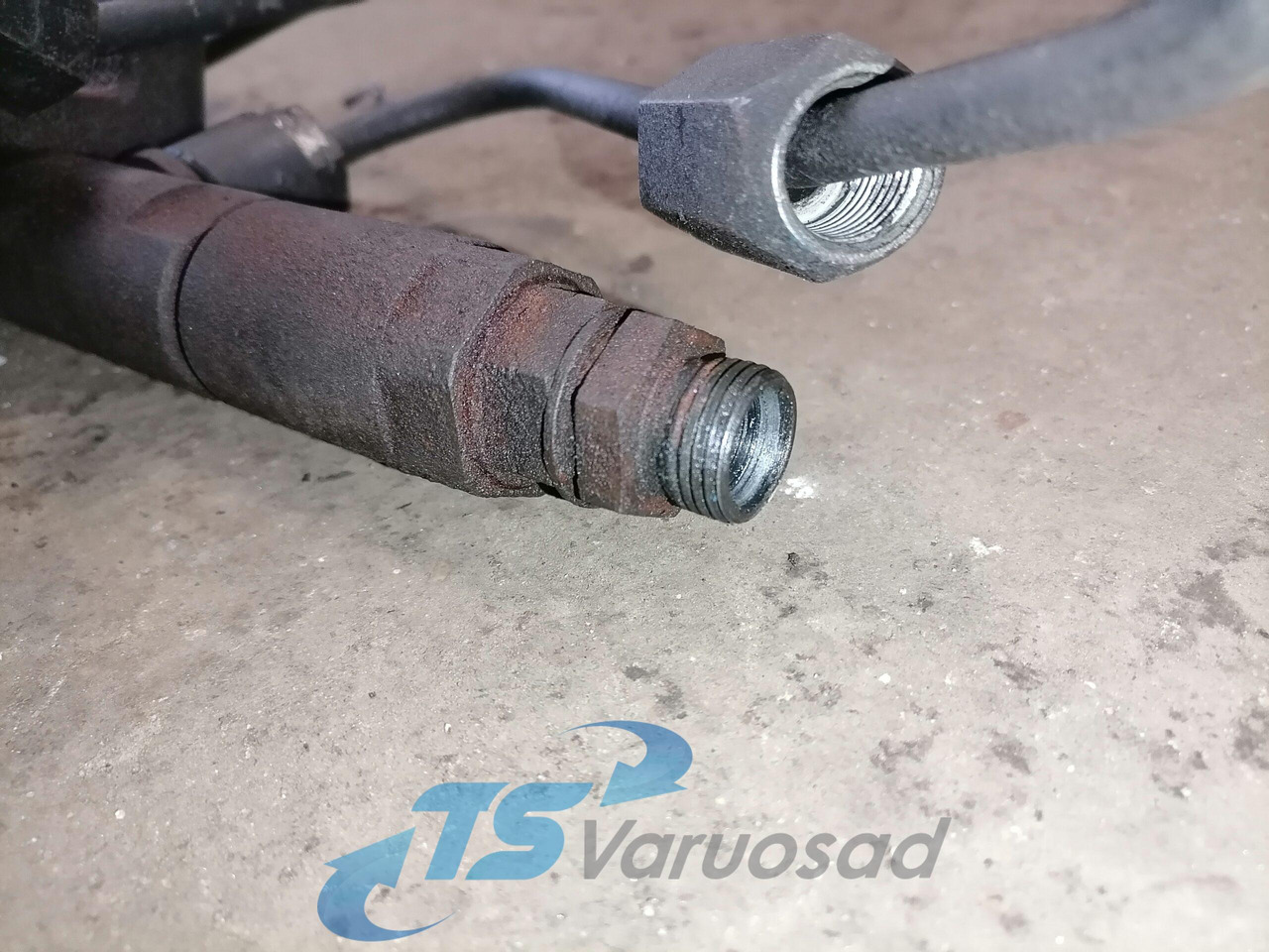 Scania Fuel mainfold 2130085 - Подготовка топлива для Грузовиков: фото 3 Scania Fuel mainfold 2130085 - Подготовка топлива для Грузовиков: фото 3