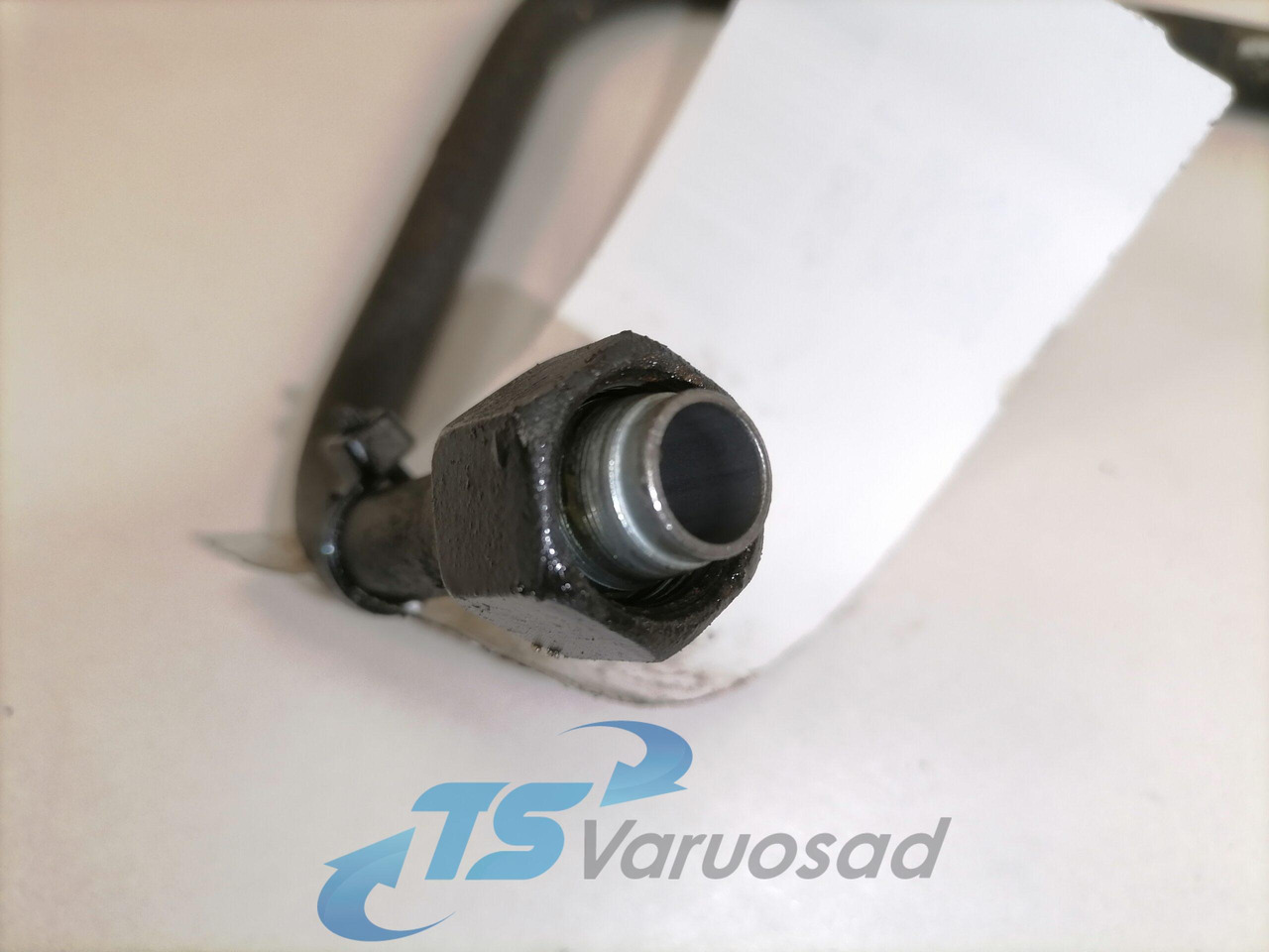 Scania Fuel pipe 1823011 - Подготовка топлива для Грузовиков: фото 3 Scania Fuel pipe 1823011 - Подготовка топлива для Грузовиков: фото 3