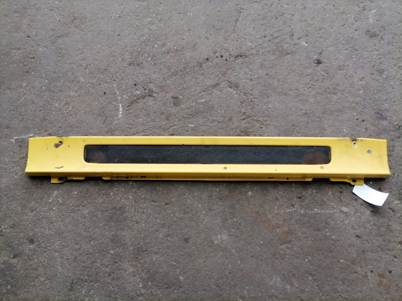 Scania Grille panel 1748085 - Решётка радиатора для Грузовиков: фото 2 Scania Grille panel 1748085 - Решётка радиатора для Грузовиков: фото 2