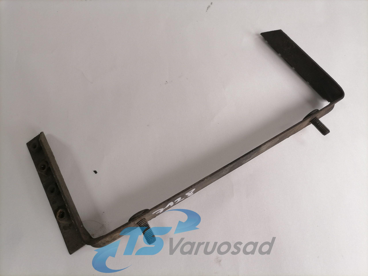 Scania Light bracket 1520919 - Свет/ Освещение для Грузовиков: фото 1 Scania Light bracket 1520919 - Свет/ Освещение для Грузовиков: фото 1