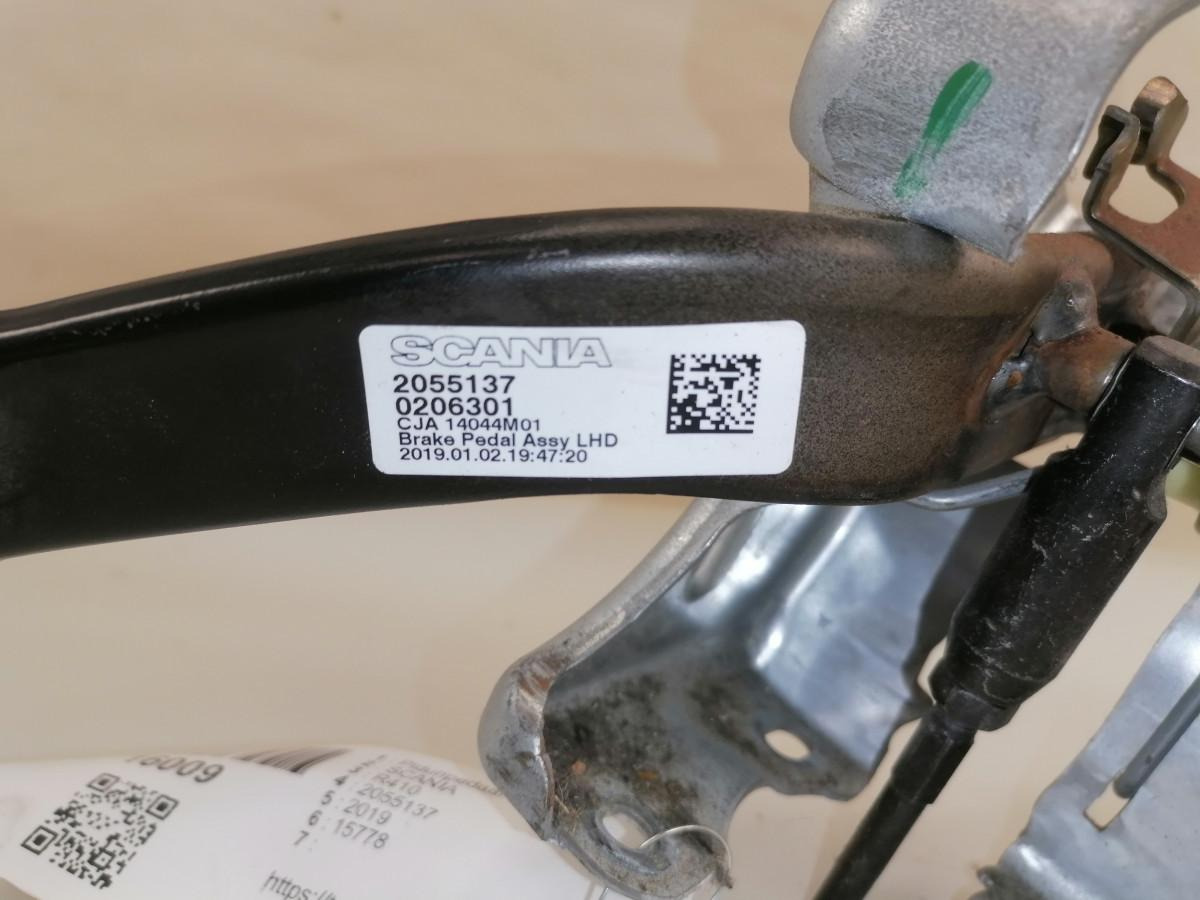 Scania Piduripedaal 2055137 - Подготовка топлива для Грузовиков: фото 4 Scania Piduripedaal 2055137 - Подготовка топлива для Грузовиков: фото 4