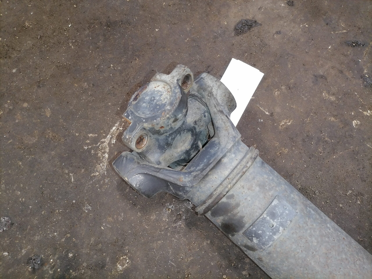 Scania Propeller shaft 1758416 - Карданный вал для Грузовиков: фото 2 Scania Propeller shaft 1758416 - Карданный вал для Грузовиков: фото 2