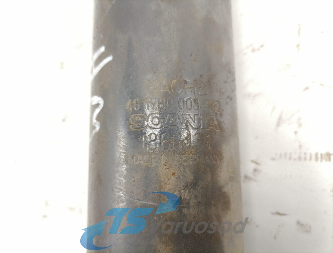 Scania Rear axel shock absorber 1866131 - Амортизатор для Грузовиков: фото 3 Scania Rear axel shock absorber 1866131 - Амортизатор для Грузовиков: фото 3