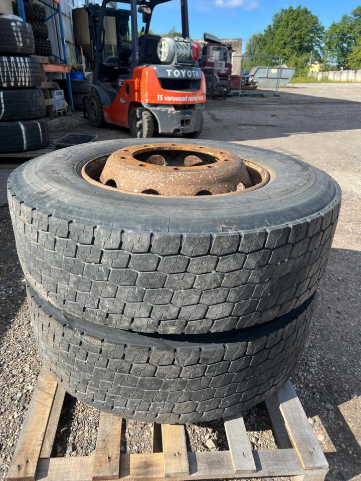 Scania Rehvid + veljed 315/70R22.5 31570R225 - Шины и диски для Грузовиков: фото 1 Scania Rehvid + veljed 315/70R22.5 31570R225 - Шины и диски для Грузовиков: фото 1