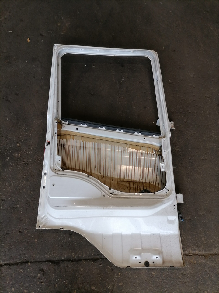 Scania Scania uks, vasak 1476534 - Дверь и запчасти для Грузовиков: фото 3 Scania Scania uks, vasak 1476534 - Дверь и запчасти для Грузовиков: фото 3