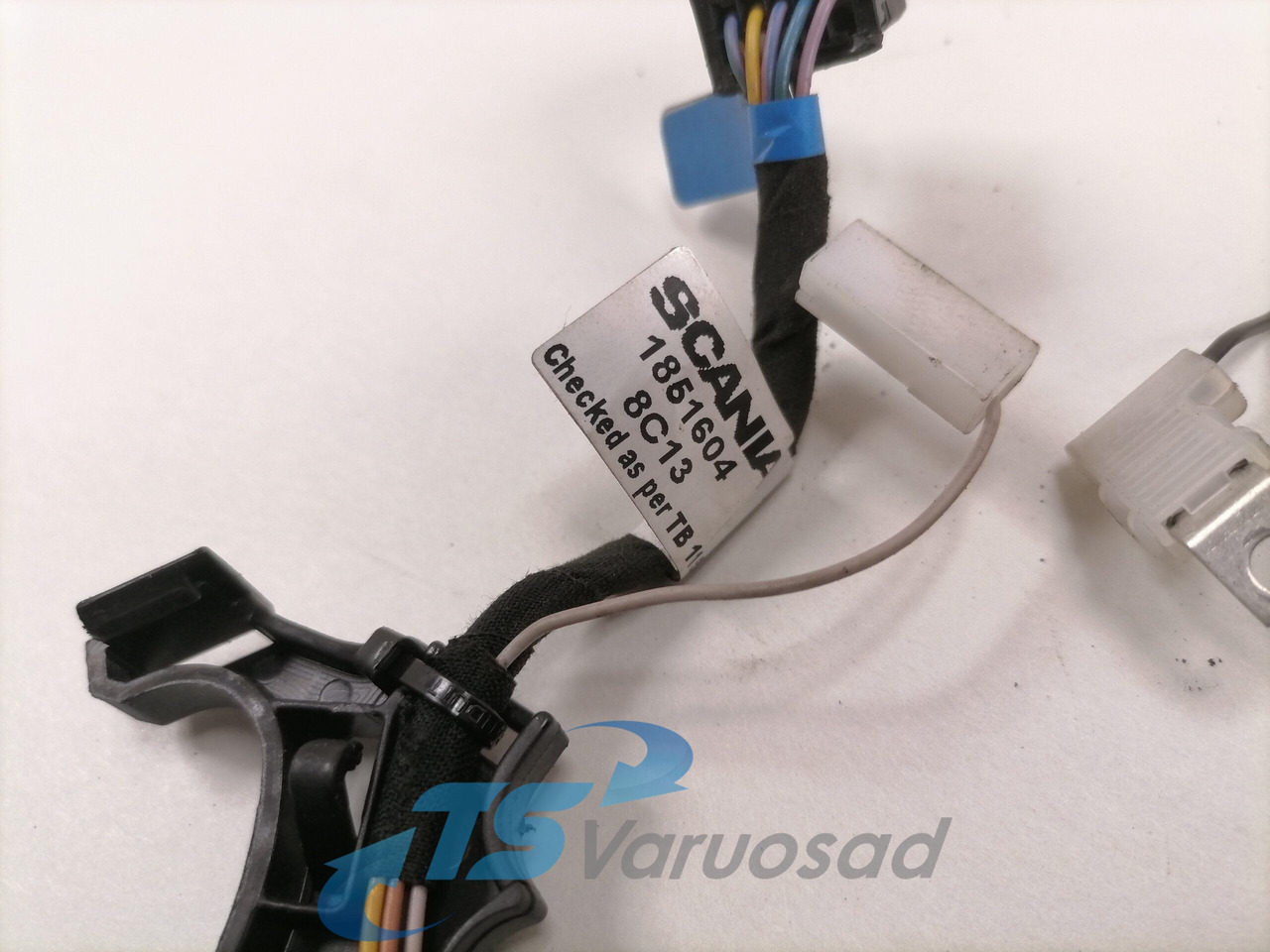 Scania Steering wheel cable 1851604 - Рулевое управление для Грузовиков: фото 3 Scania Steering wheel cable 1851604 - Рулевое управление для Грузовиков: фото 3