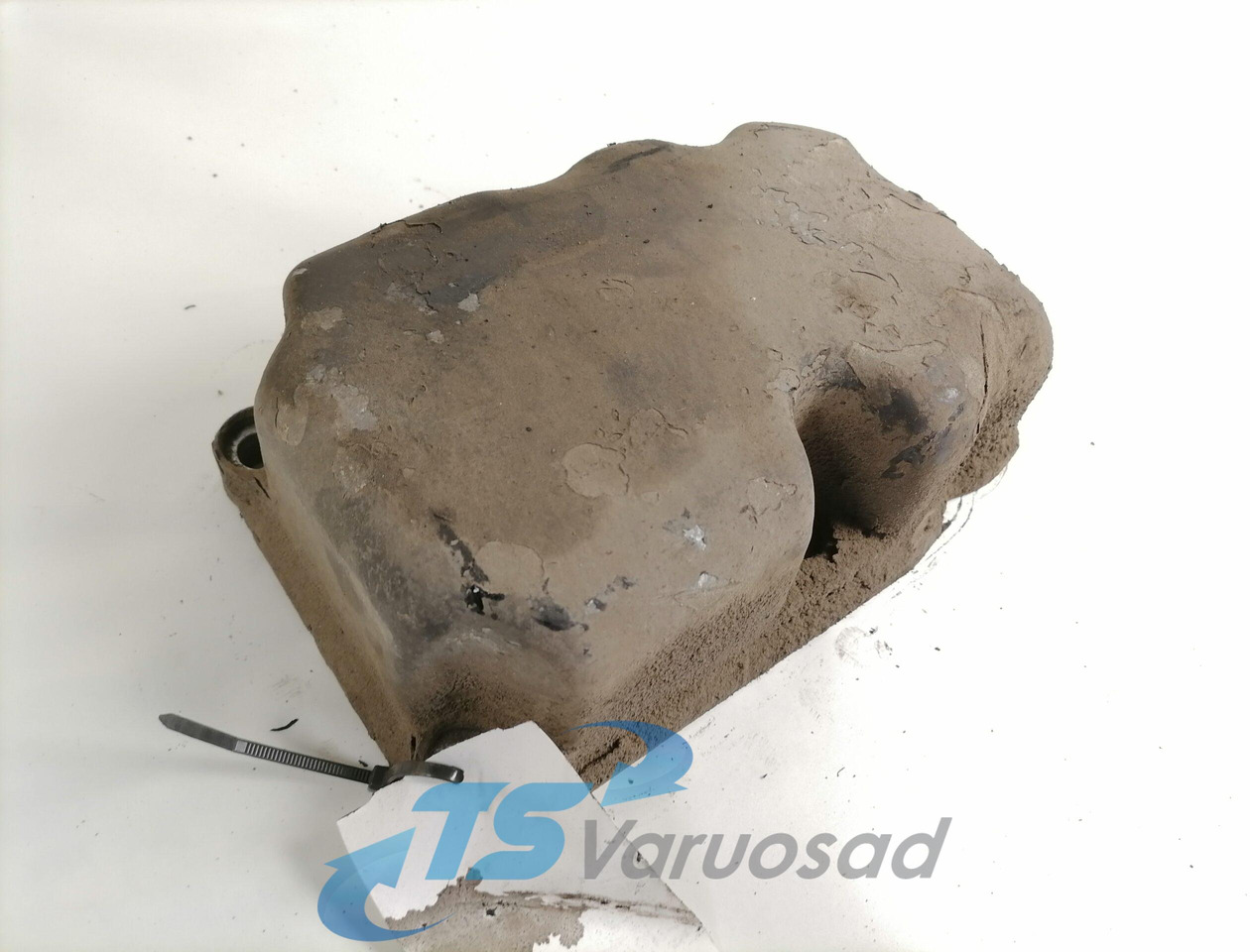 Scania Valve cover 1398884 - Головка блока для Грузовиков: фото 1 Scania Valve cover 1398884 - Головка блока для Грузовиков: фото 1