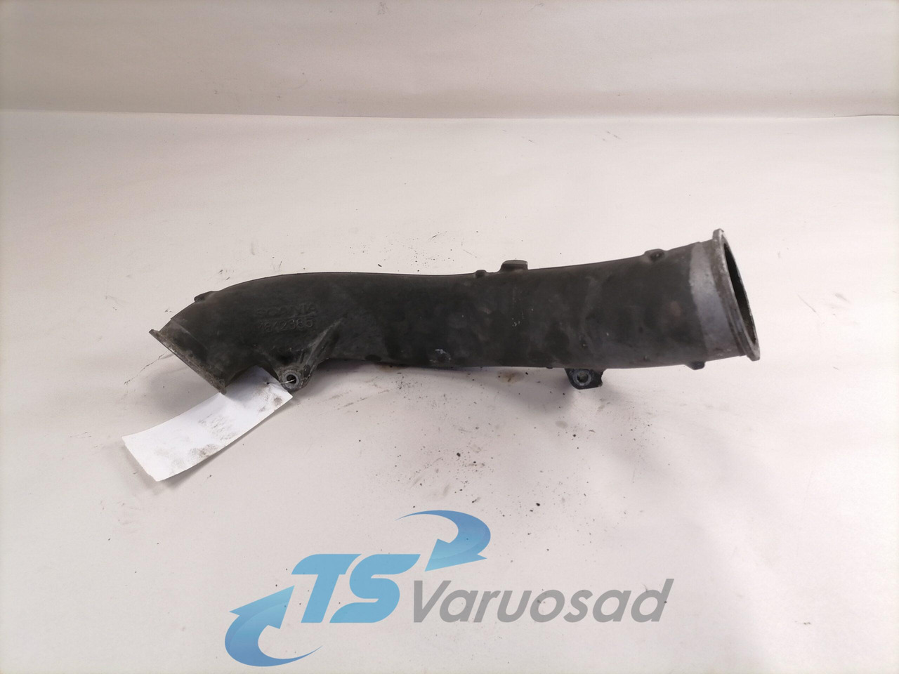 Scania intercooler pipe 1812885 - Интеркулер для Грузовиков: фото 1 Scania intercooler pipe 1812885 - Интеркулер для Грузовиков: фото 1