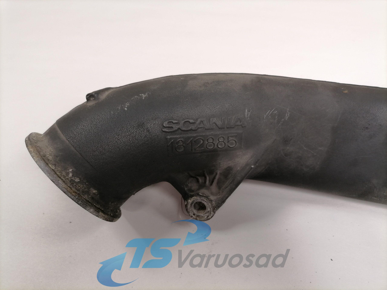 Scania intercooler pipe 1812885 - Интеркулер для Грузовиков: фото 4 Scania intercooler pipe 1812885 - Интеркулер для Грузовиков: фото 4