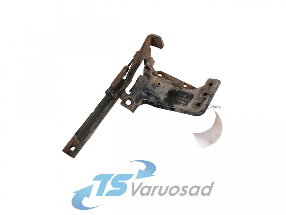 Scania lower grille carrier hinge 1727263 - Решётка радиатора для Грузовиков: фото 1 Scania lower grille carrier hinge 1727263 - Решётка радиатора для Грузовиков: фото 1