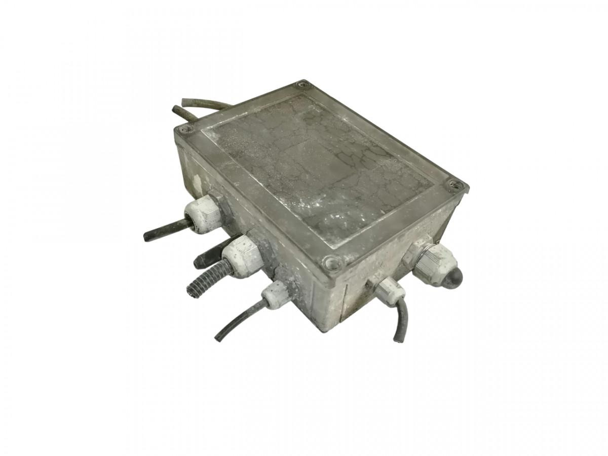 Universaalne Zepro trükkplaat IPT2480 - Универсальная запчасть для Грузовиков: фото 1 Universaalne Zepro trükkplaat IPT2480 - Универсальная запчасть для Грузовиков: фото 1