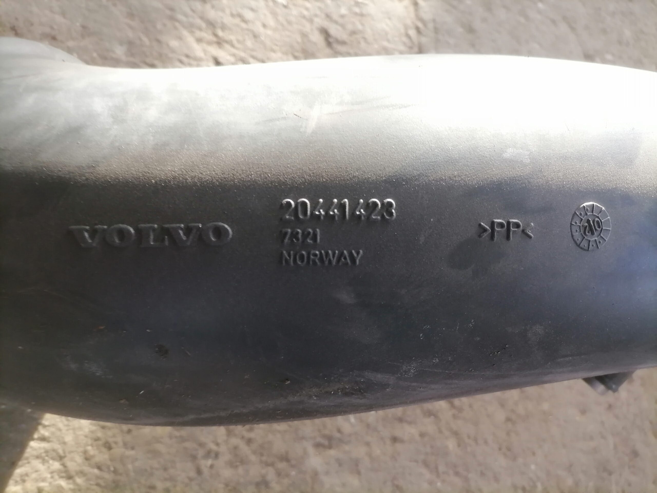 Volvo Air intake 20441423 - Система впуска для Грузовиков: фото 3 Volvo Air intake 20441423 - Система впуска для Грузовиков: фото 3