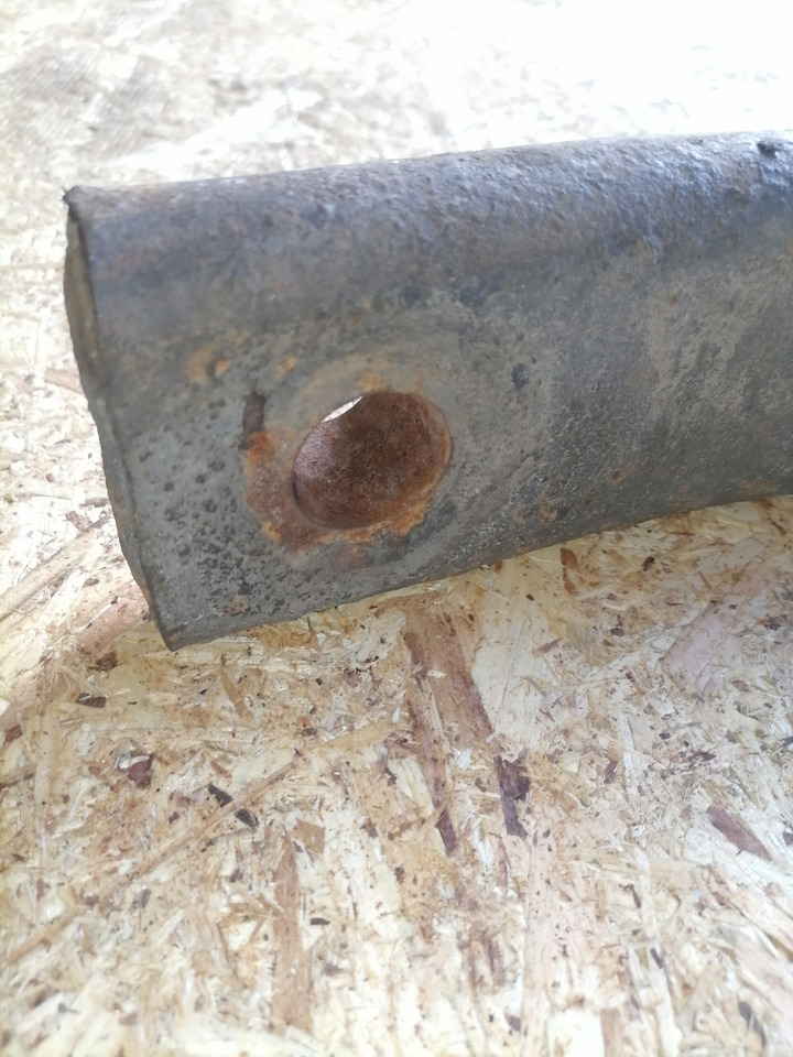 Volvo Anti-roll bar 20443075 - Стабилизатор поперечной устойчивости для Грузовиков: фото 4 Volvo Anti-roll bar 20443075 - Стабилизатор поперечной устойчивости для Грузовиков: фото 4