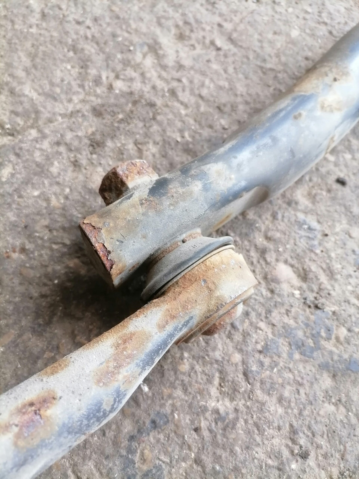 Volvo Anti-roll bar 22357937 - Стабилизатор поперечной устойчивости для Грузовиков: фото 3 Volvo Anti-roll bar 22357937 - Стабилизатор поперечной устойчивости для Грузовиков: фото 3