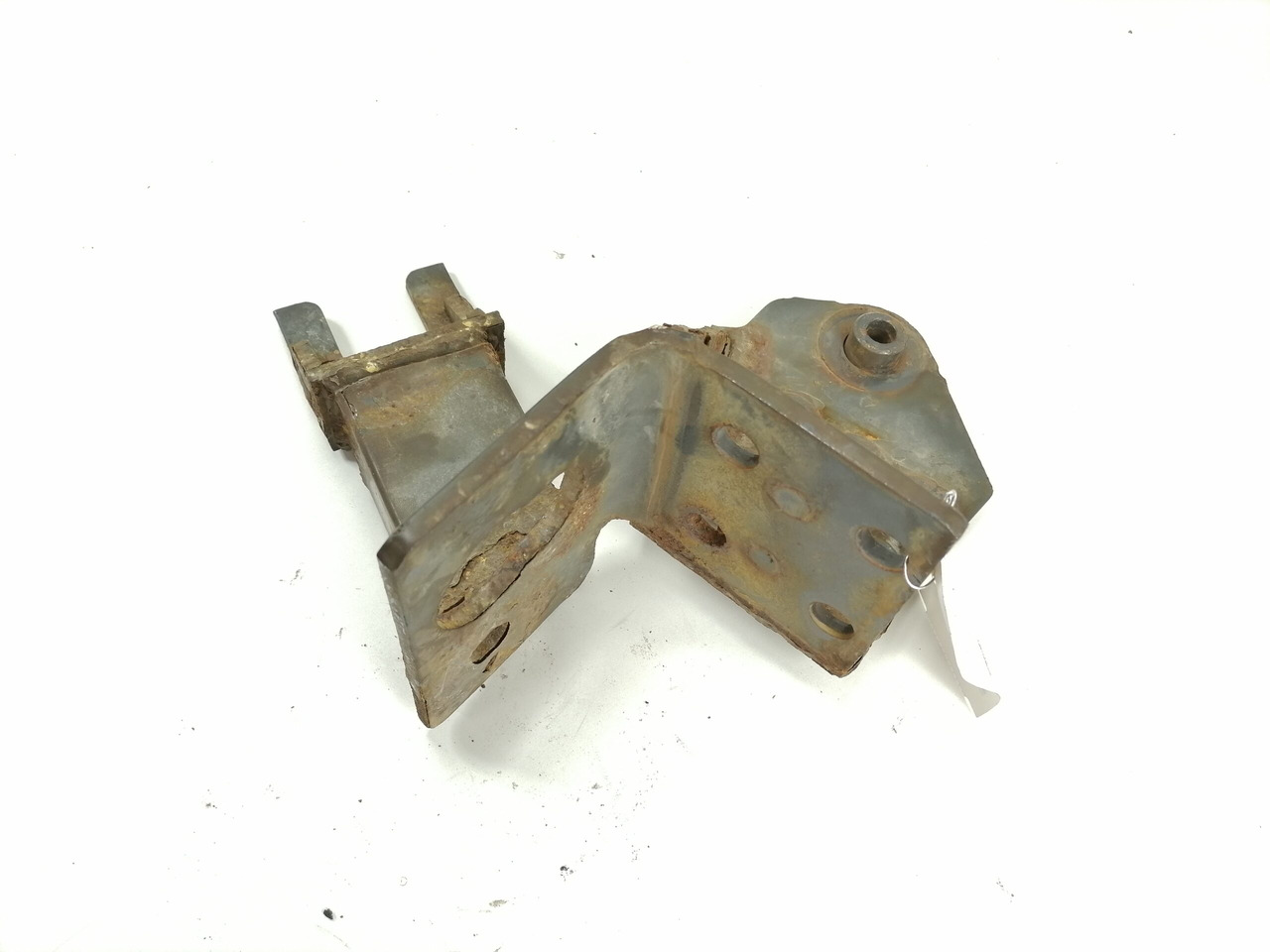 Volvo Bumper bracket 20499244 - Бампер для Грузовиков: фото 2 Volvo Bumper bracket 20499244 - Бампер для Грузовиков: фото 2