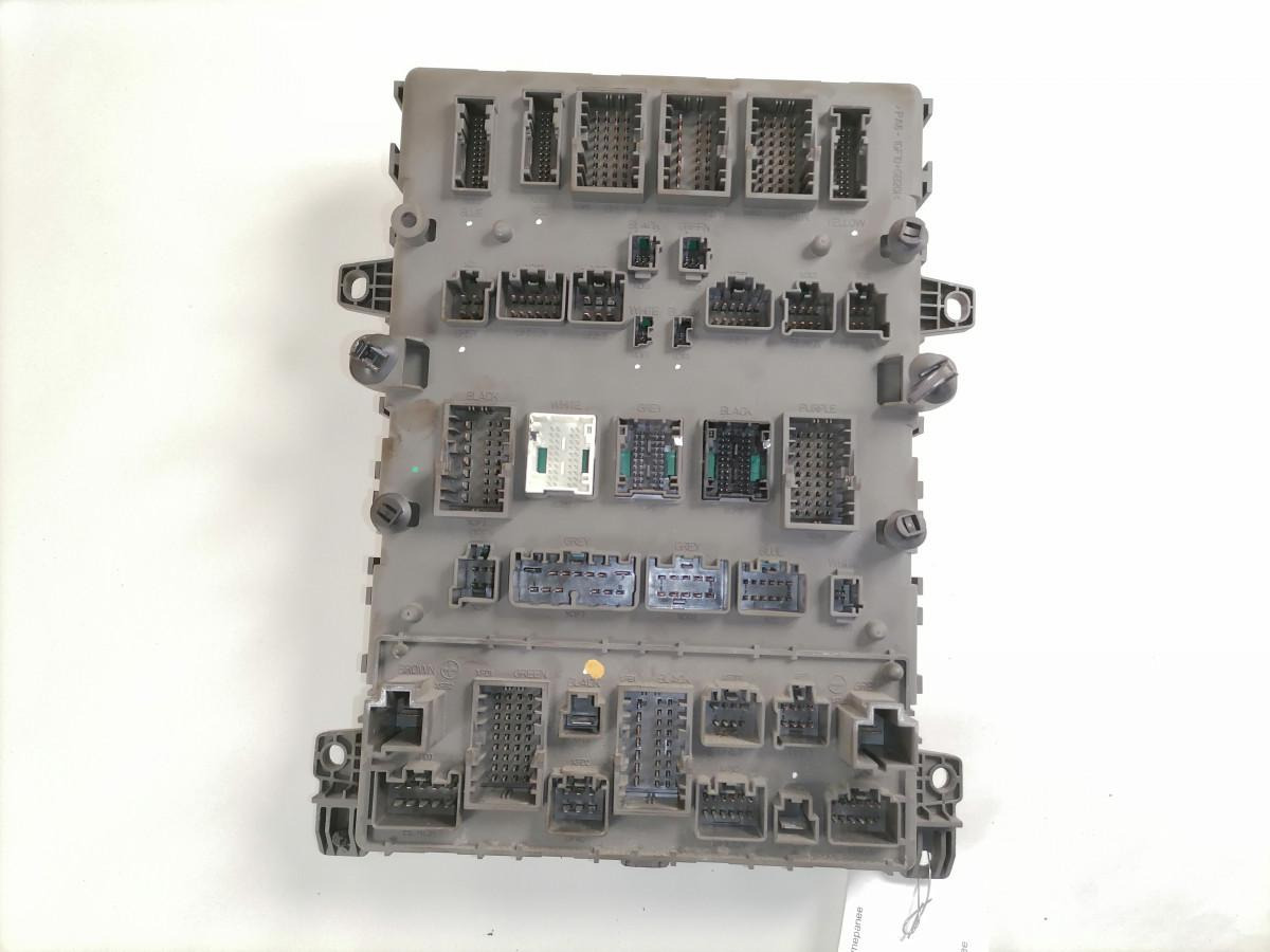 Volvo Central electric unit 22009557 - Предохранитель для Грузовиков: фото 3 Volvo Central electric unit 22009557 - Предохранитель для Грузовиков: фото 3