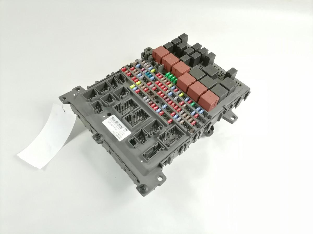 Volvo Central electric unit 22009557 - Предохранитель для Грузовиков: фото 2 Volvo Central electric unit 22009557 - Предохранитель для Грузовиков: фото 2