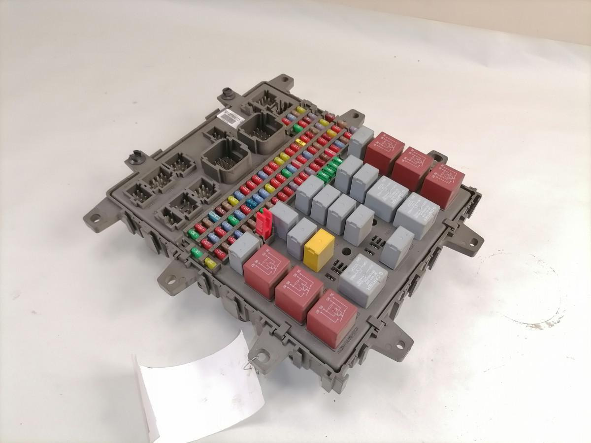 Volvo Central electric unit 5010590677 - Предохранитель для Грузовиков: фото 2 Volvo Central electric unit 5010590677 - Предохранитель для Грузовиков: фото 2