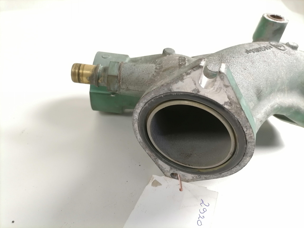 Volvo Coolant pipe 21973356 - Система охлаждения для Грузовиков: фото 4 Volvo Coolant pipe 21973356 - Система охлаждения для Грузовиков: фото 4