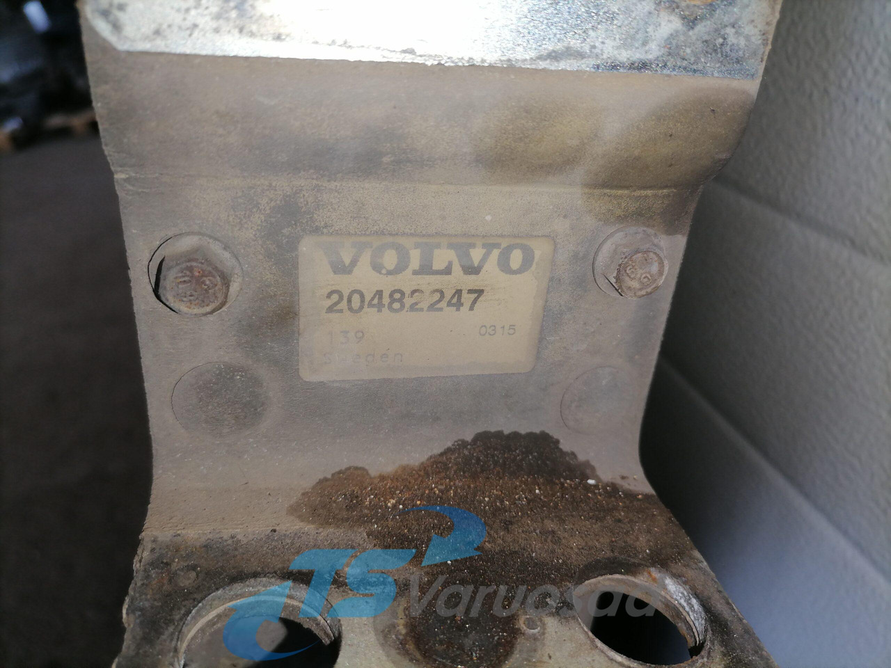 Volvo Cooling radiator 20722440 - Радиатор для Грузовиков: фото 3 Volvo Cooling radiator 20722440 - Радиатор для Грузовиков: фото 3