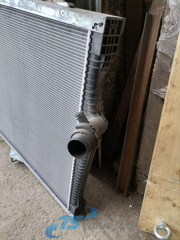 Volvo Cooling radiator 65479 - Радиатор для Грузовиков: фото 4 Volvo Cooling radiator 65479 - Радиатор для Грузовиков: фото 4
