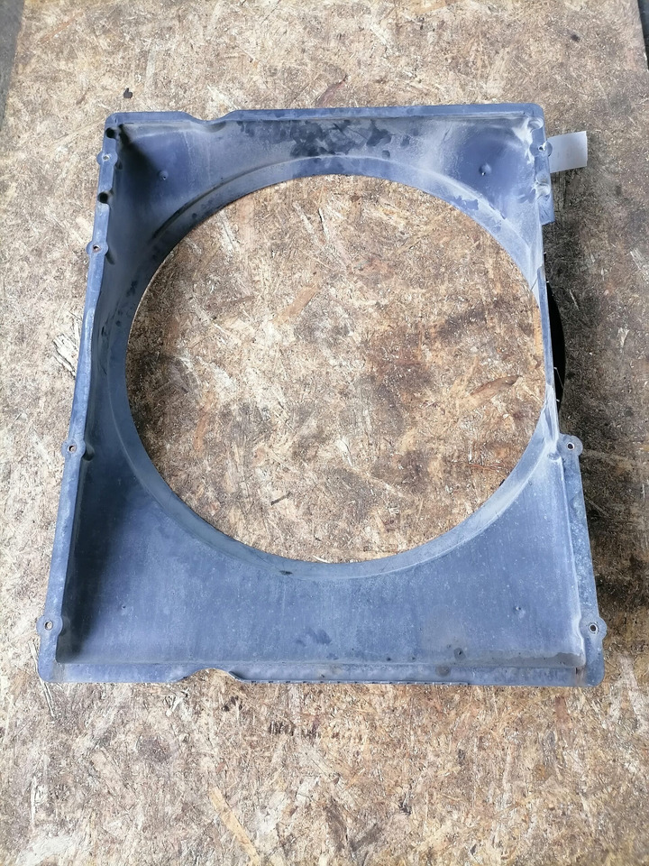 Volvo Fan shroud 3183757 - Радиатор для Грузовиков: фото 3 Volvo Fan shroud 3183757 - Радиатор для Грузовиков: фото 3