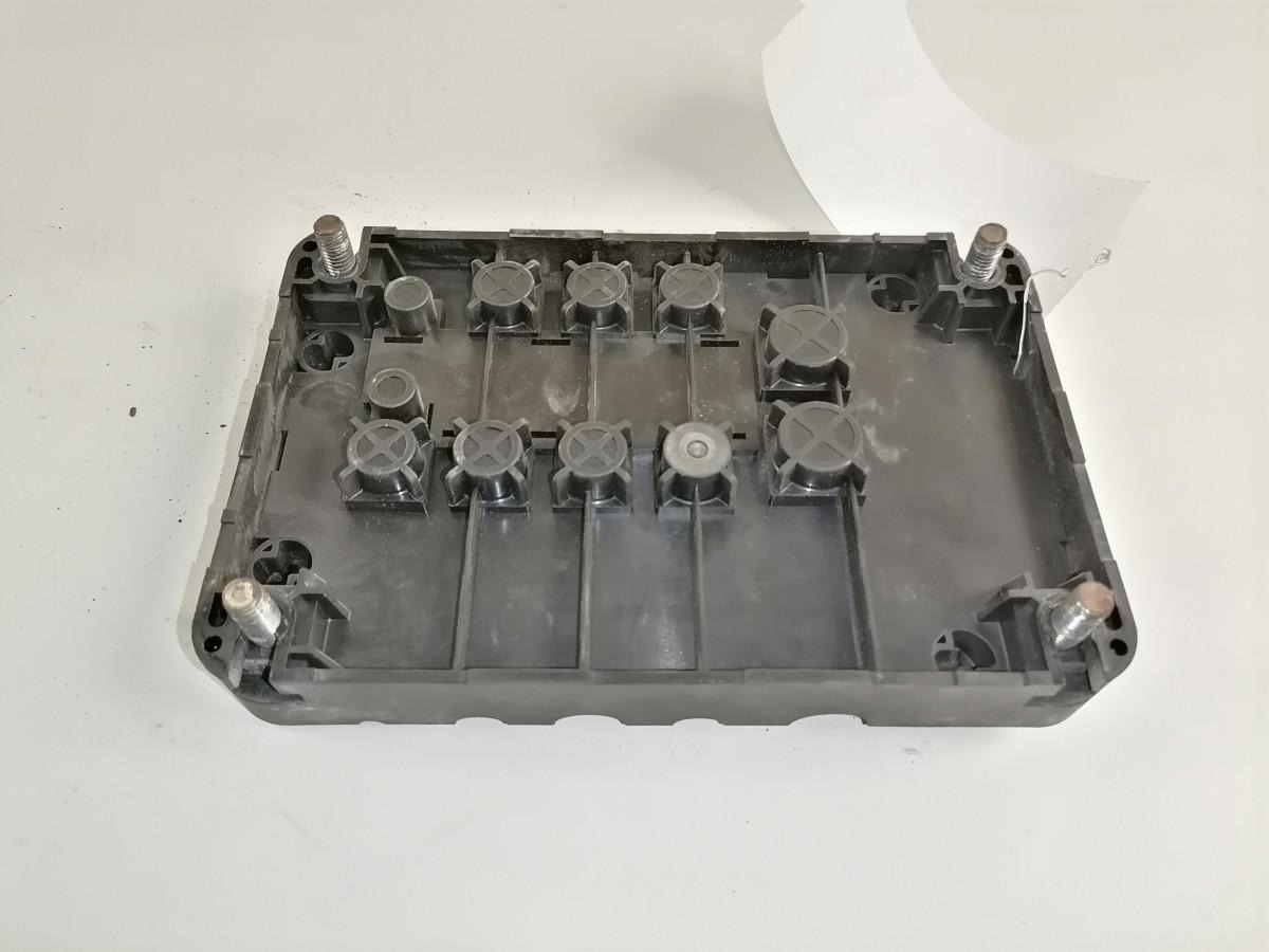 Volvo Fuse box 20512928 - Предохранитель для Грузовиков: фото 3 Volvo Fuse box 20512928 - Предохранитель для Грузовиков: фото 3