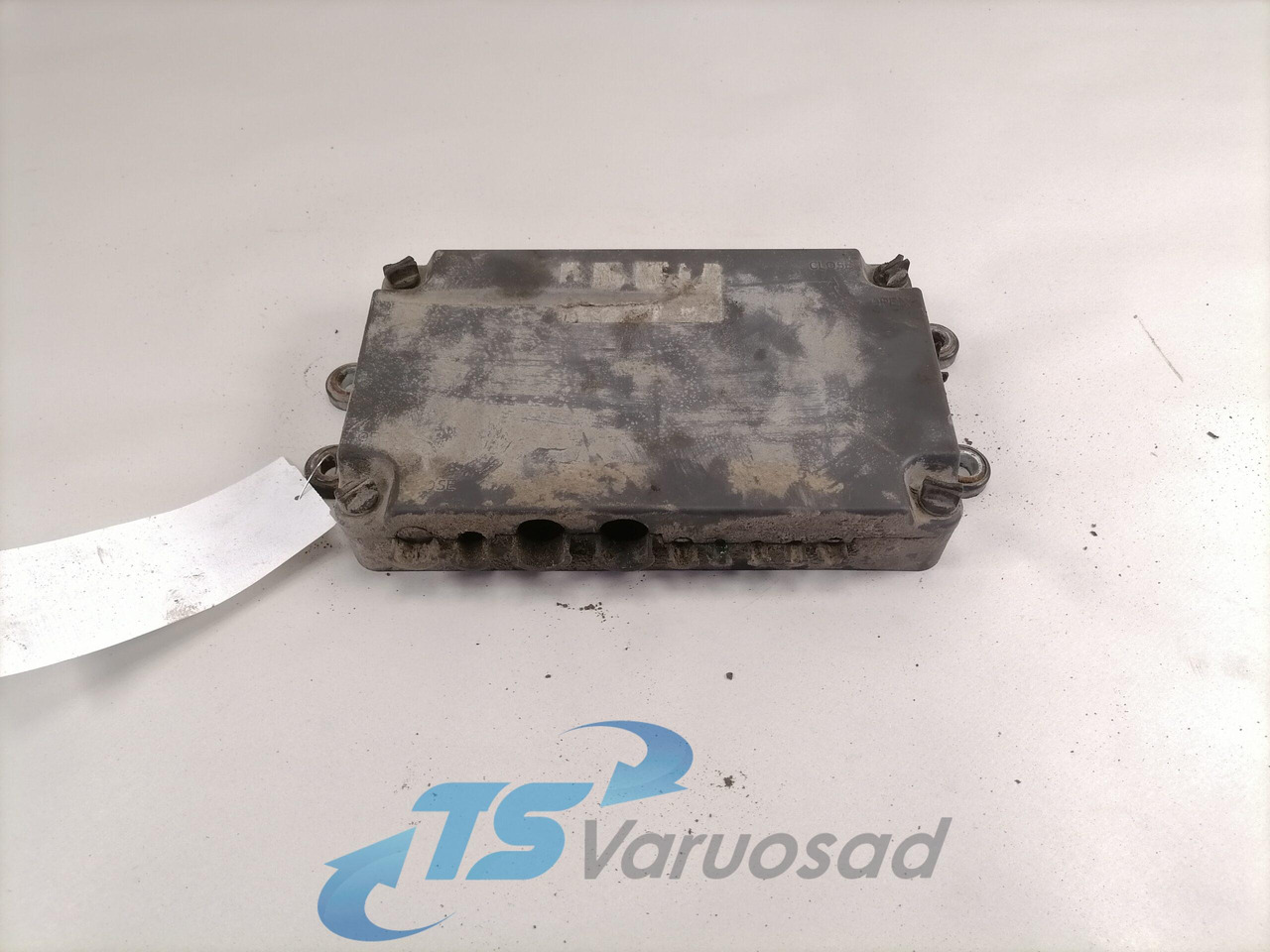 Volvo Fuse box 21717590 - Предохранитель для Грузовиков: фото 1 Volvo Fuse box 21717590 - Предохранитель для Грузовиков: фото 1