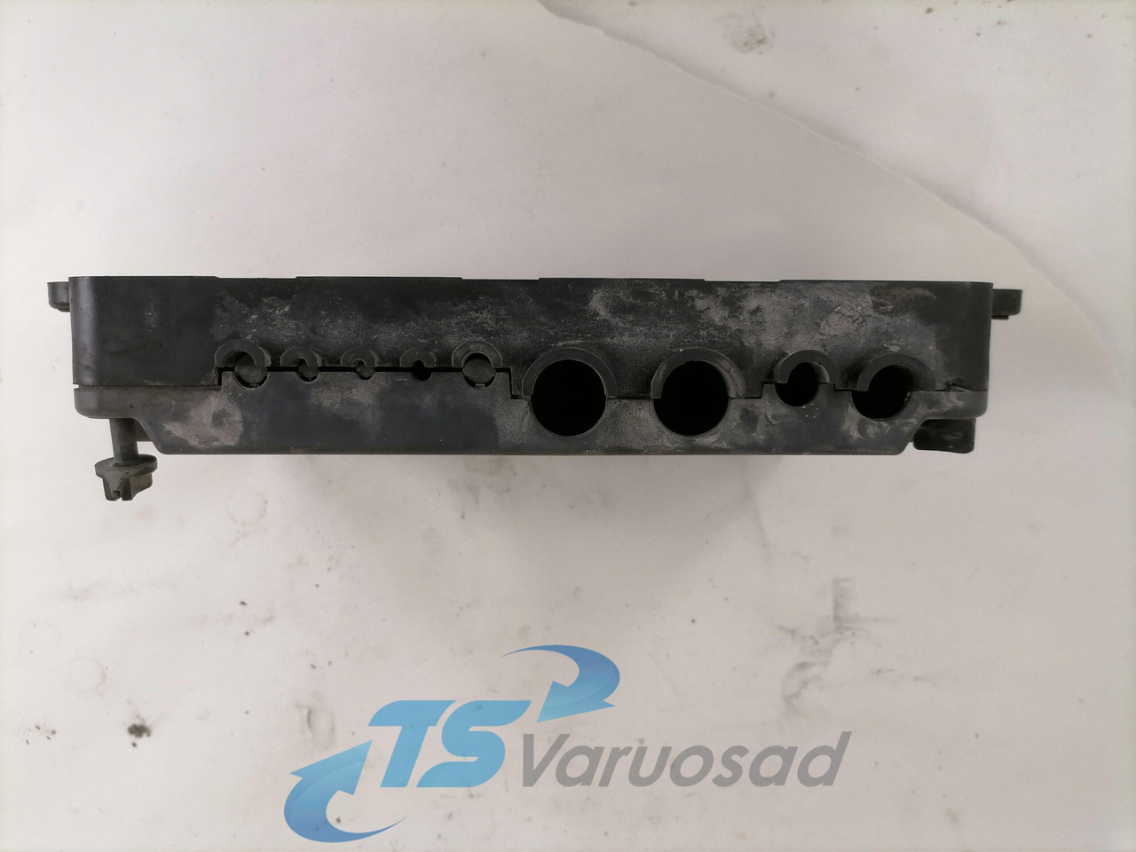 Volvo Fuse box 21717590 - Предохранитель для Грузовиков: фото 5 Volvo Fuse box 21717590 - Предохранитель для Грузовиков: фото 5