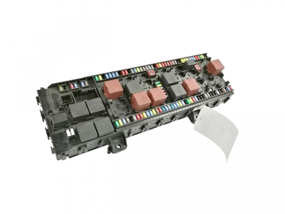 Volvo Fuse box 21939408 - Предохранитель для Грузовиков: фото 1 Volvo Fuse box 21939408 - Предохранитель для Грузовиков: фото 1
