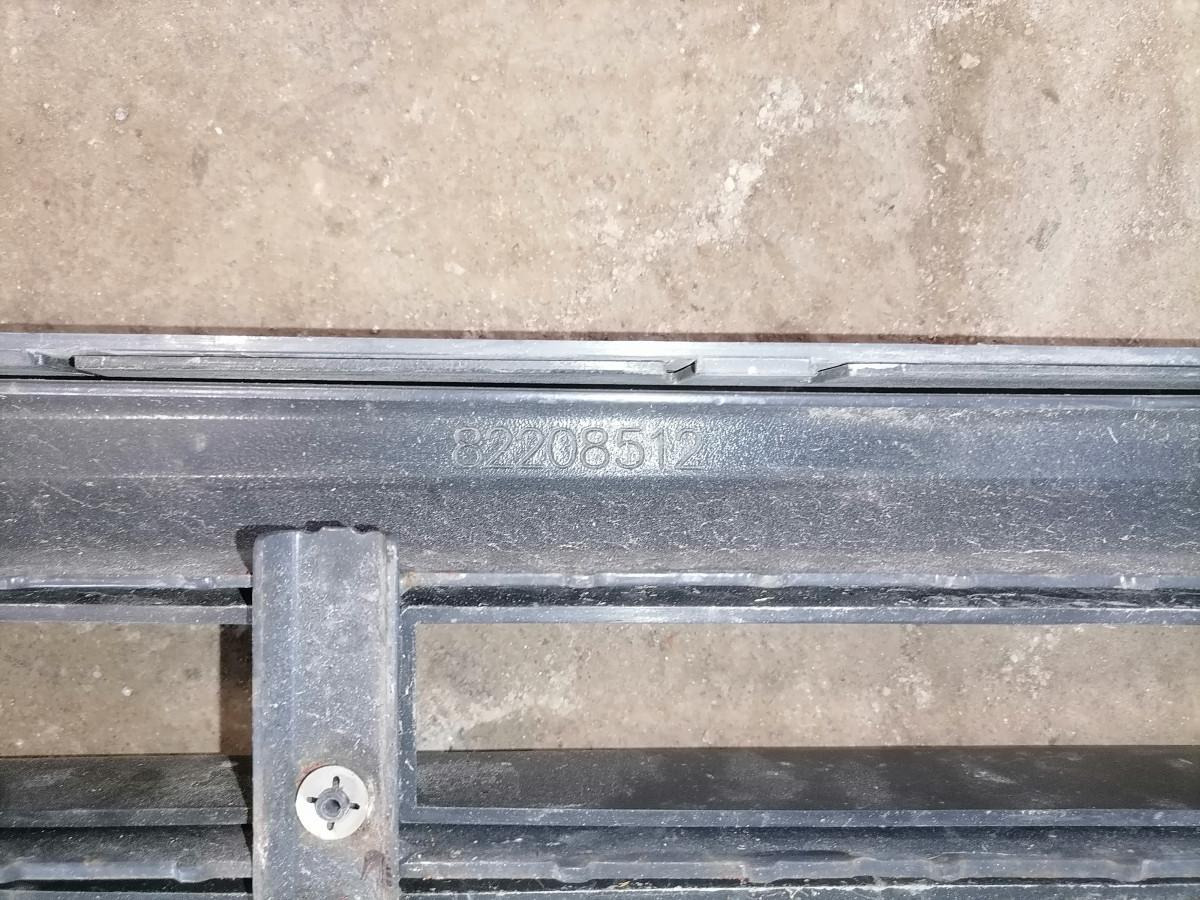 Volvo Grille panel 82208512 - Решётка радиатора для Грузовиков: фото 4 Volvo Grille panel 82208512 - Решётка радиатора для Грузовиков: фото 4