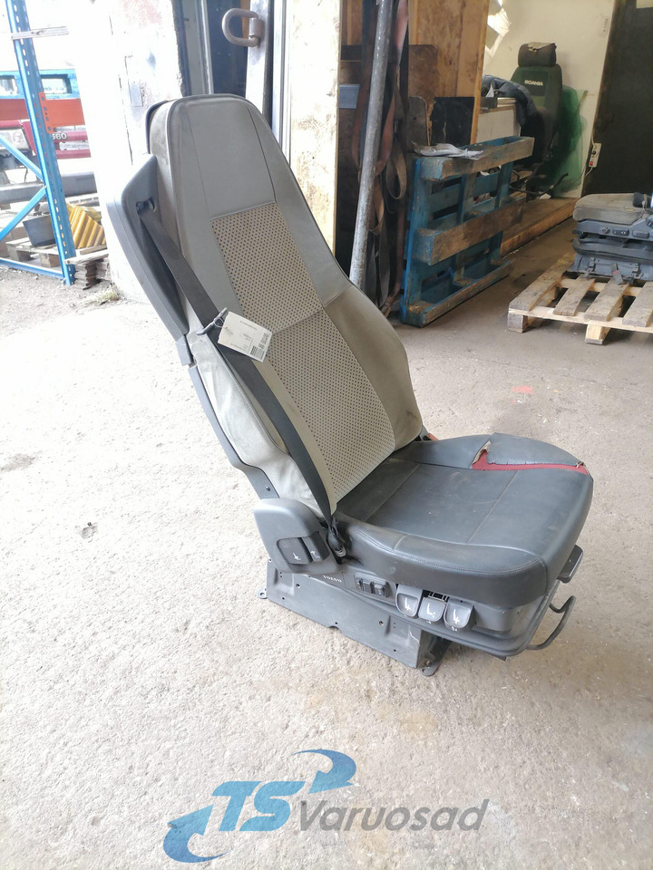 Volvo Passenger seat - Сиденье для Грузовиков: фото 2 Volvo Passenger seat - Сиденье для Грузовиков: фото 2