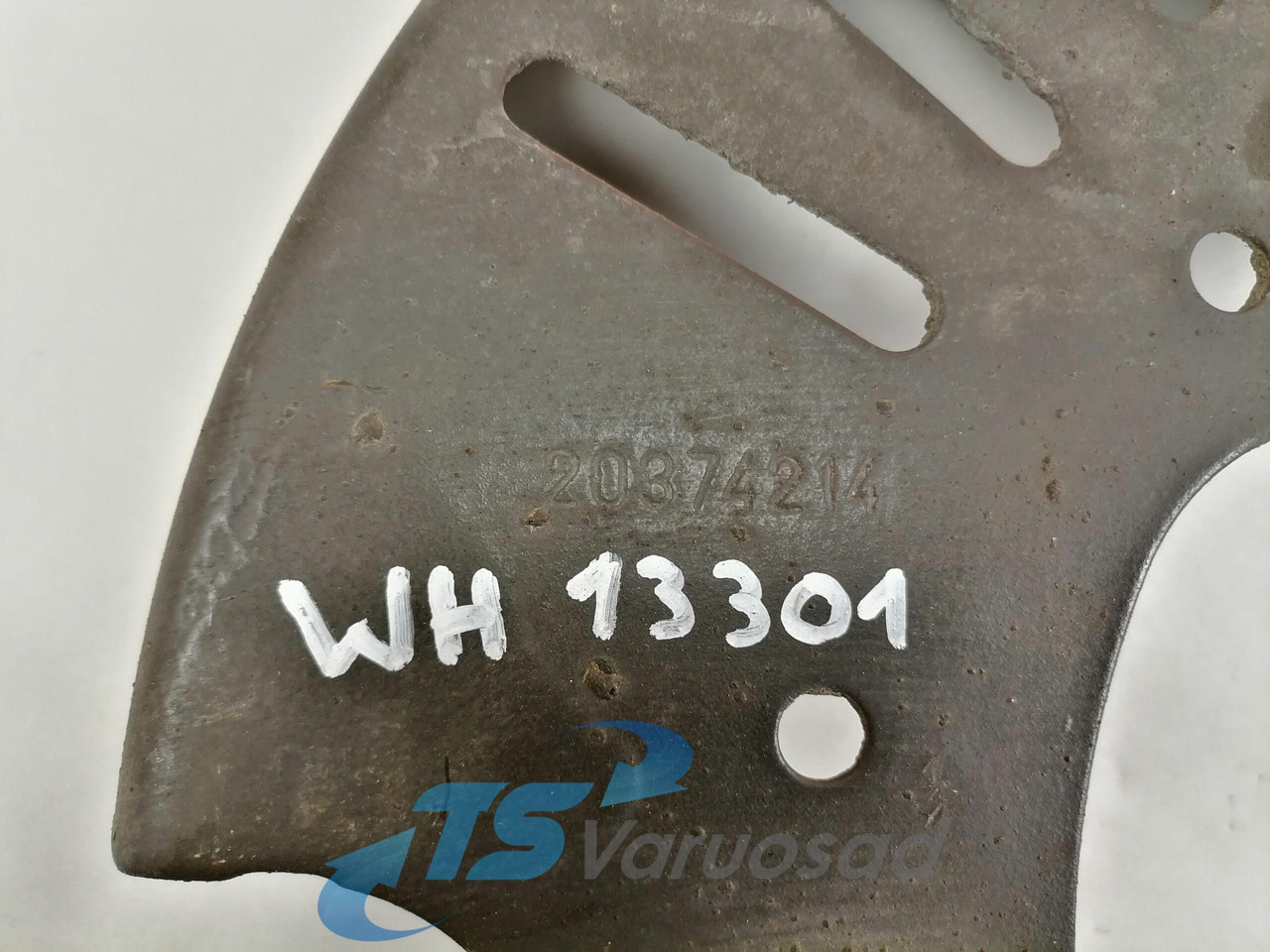 Volvo Porikaitseplekk 20374214 - Универсальная запчасть для Грузовиков: фото 2 Volvo Porikaitseplekk 20374214 - Универсальная запчасть для Грузовиков: фото 2