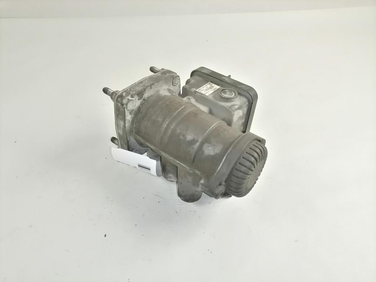 Volvo Trailer brake pressure control 20456402 - Тормозной клапан для Грузовиков: фото 2 Volvo Trailer brake pressure control 20456402 - Тормозной клапан для Грузовиков: фото 2