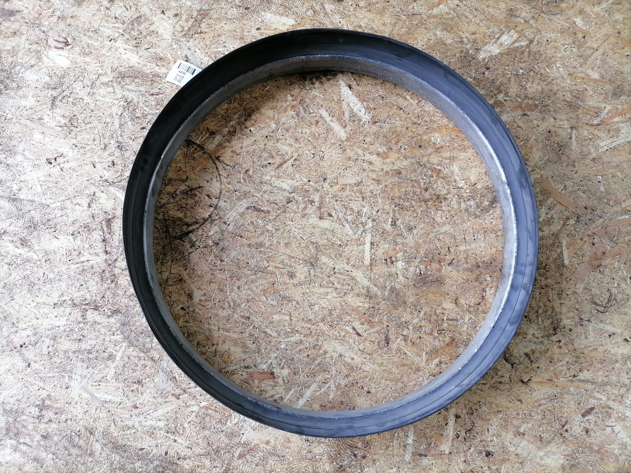 Volvo Ventilaatori metallrõngas 22134195 - Радиатор для Грузовиков: фото 3 Volvo Ventilaatori metallrõngas 22134195 - Радиатор для Грузовиков: фото 3