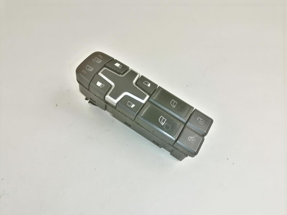 Volvo Volvo lüliti, aknatõstuk 22154235 - Кабина для Грузовиков: фото 2 Volvo Volvo lüliti, aknatõstuk 22154235 - Кабина для Грузовиков: фото 2