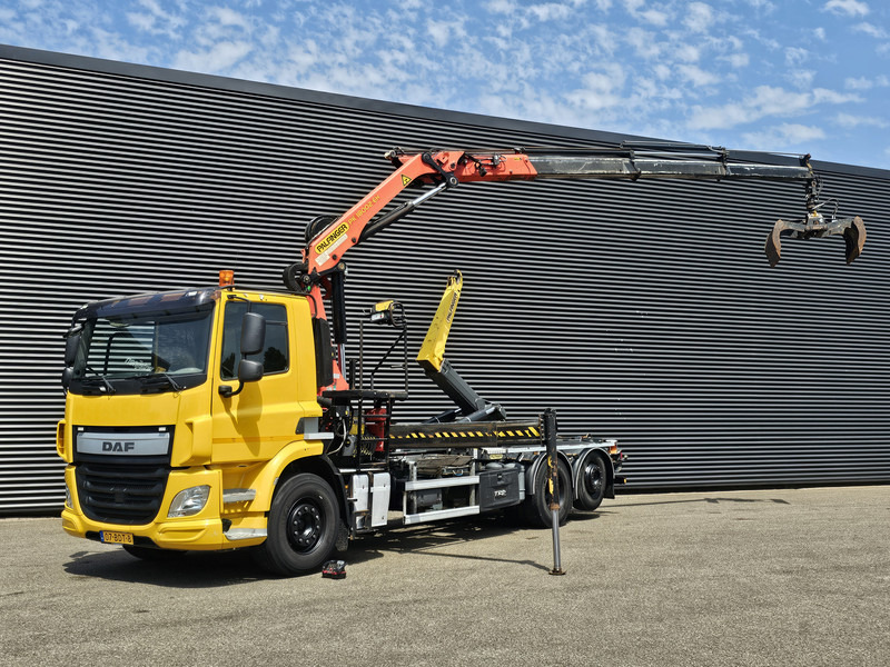 DAF CF 330 6x2-4 / PALFINGER CRANE + HOOKLIFT - Крюковой мультилифт, Автоманипулятор: фото 1 DAF CF 330 6x2-4 / PALFINGER CRANE + HOOKLIFT - Крюковой мультилифт, Автоманипулятор: фото 1