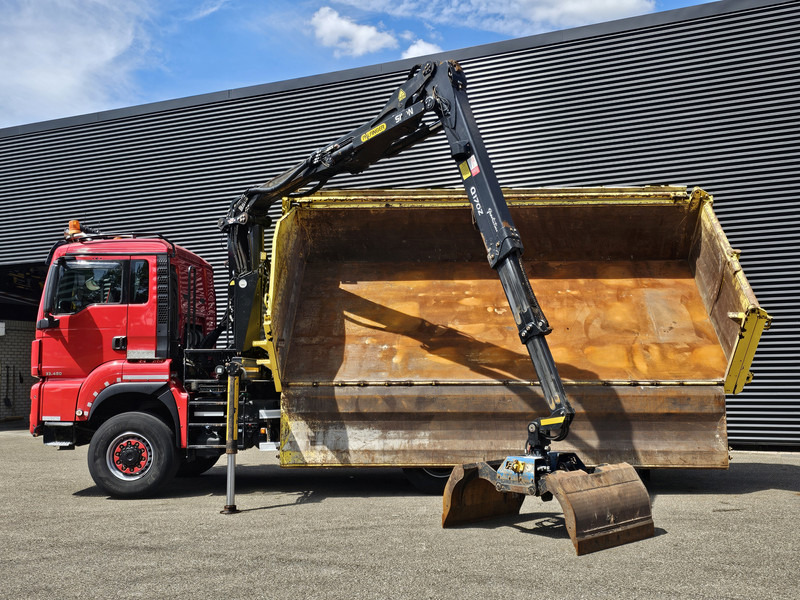 MAN TGS 33.480 6x6 / PALFINGER Z CRANE / 2 SIDE TIPPER - Самосвал, Автоманипулятор: фото 2 MAN TGS 33.480 6x6 / PALFINGER Z CRANE / 2 SIDE TIPPER - Самосвал, Автоманипулятор: фото 2