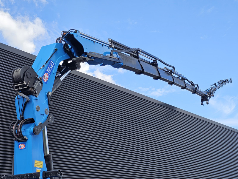 MAN TGX 35.480 8x4-4 / HMF 85 t/m + JIB / WINCH - Грузовик бортовой/ Платформа, Автоманипулятор: фото 5 MAN TGX 35.480 8x4-4 / HMF 85 t/m + JIB / WINCH - Грузовик бортовой/ Платформа, Автоманипулятор: фото 5