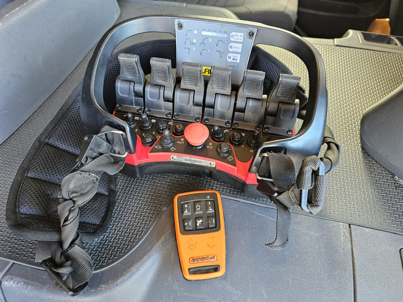 Scania P320 4x2 / PALFINGER 14TM / CRANE/KRAN/GRUE - Грузовик бортовой/ Платформа, Автоманипулятор: фото 5 Scania P320 4x2 / PALFINGER 14TM / CRANE/KRAN/GRUE - Грузовик бортовой/ Платформа, Автоманипулятор: фото 5