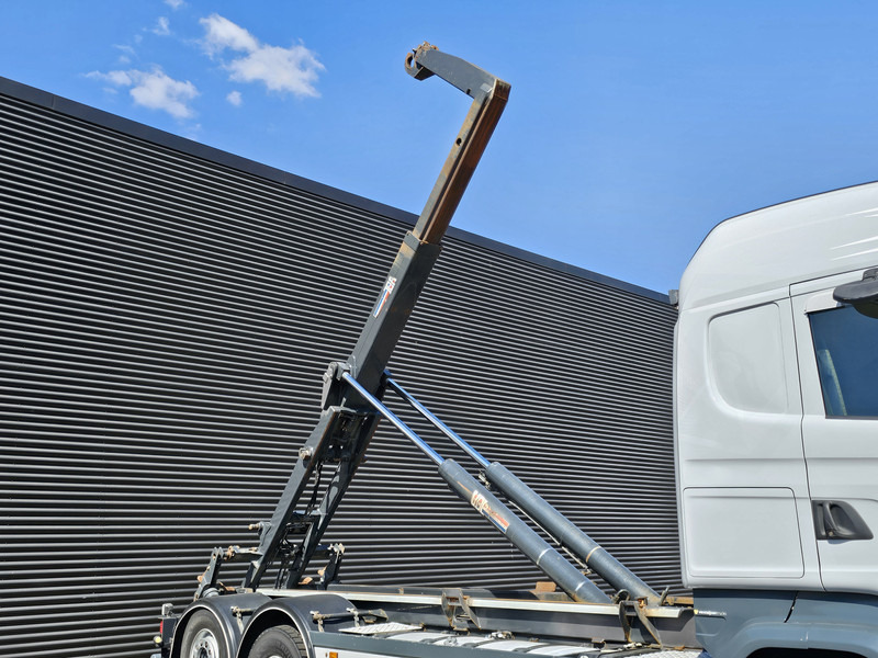 Scania R450 6x2*4 / EURO 6 / VDL HOOKLIFT - Крюковой мультилифт: фото 4 Scania R450 6x2*4 / EURO 6 / VDL HOOKLIFT - Крюковой мультилифт: фото 4