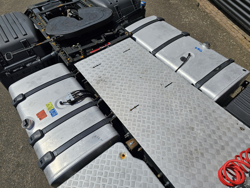Тягач Scania R520 V8 4x2 / RETARDER / 2 TANKS: фото 10