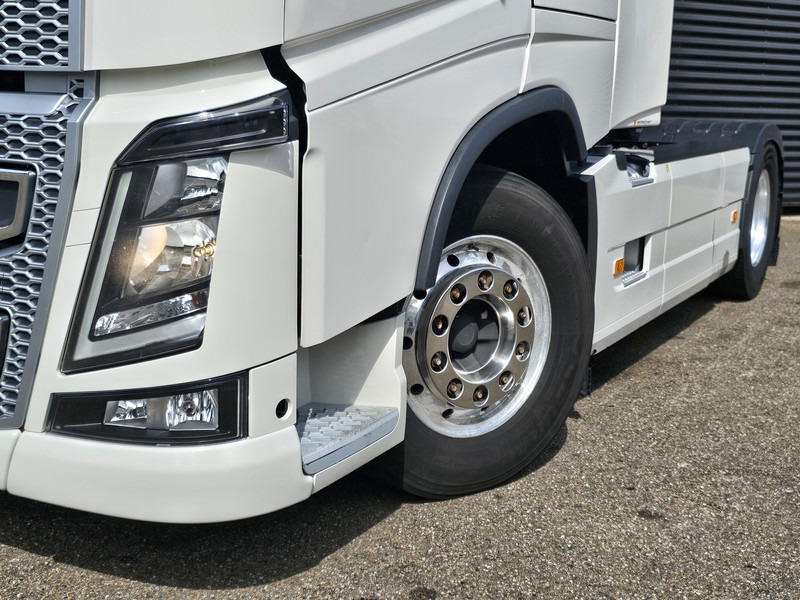 Volvo FH 16.750 / 4X2 / XL / I-PARK-COOL - Тягач: фото 2 Volvo FH 16.750 / 4X2 / XL / I-PARK-COOL - Тягач: фото 2