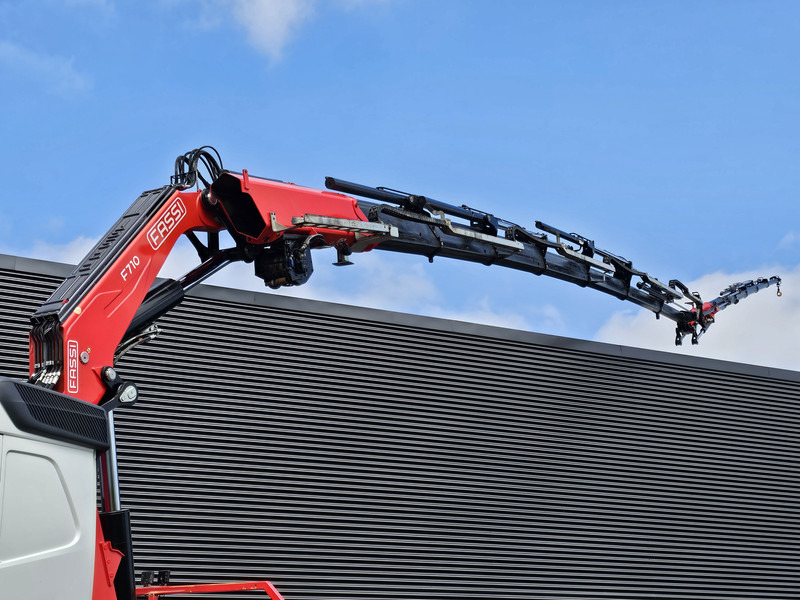 Volvo FH 540 8x4-4 / FASSI 71 t/m CRANE + JIB WINCH / KRAN / GRUA - Грузовик бортовой/ Платформа, Автоманипулятор: фото 2 Volvo FH 540 8x4-4 / FASSI 71 t/m CRANE + JIB WINCH / KRAN / GRUA - Грузовик бортовой/ Платформа, Автоманипулятор: фото 2